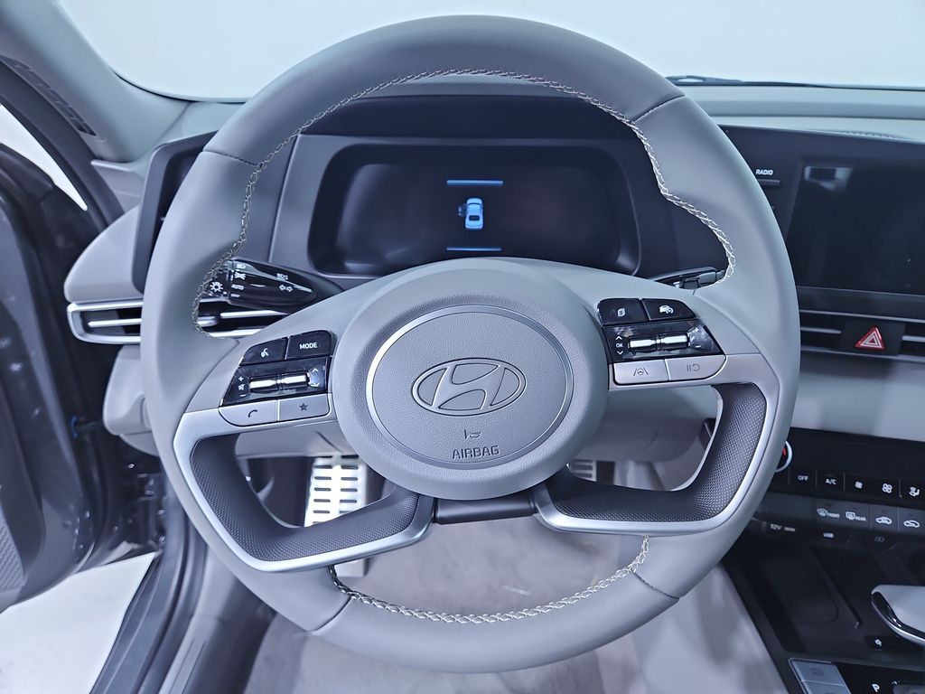 2025 Hyundai Elantra SEL Sport photo 14