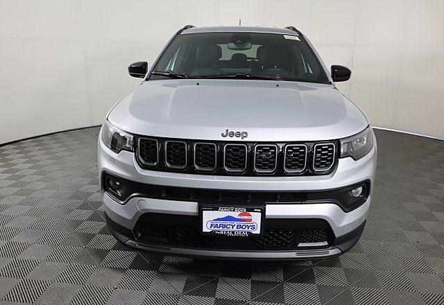 2025 Jeep Compass Latitude photo 2
