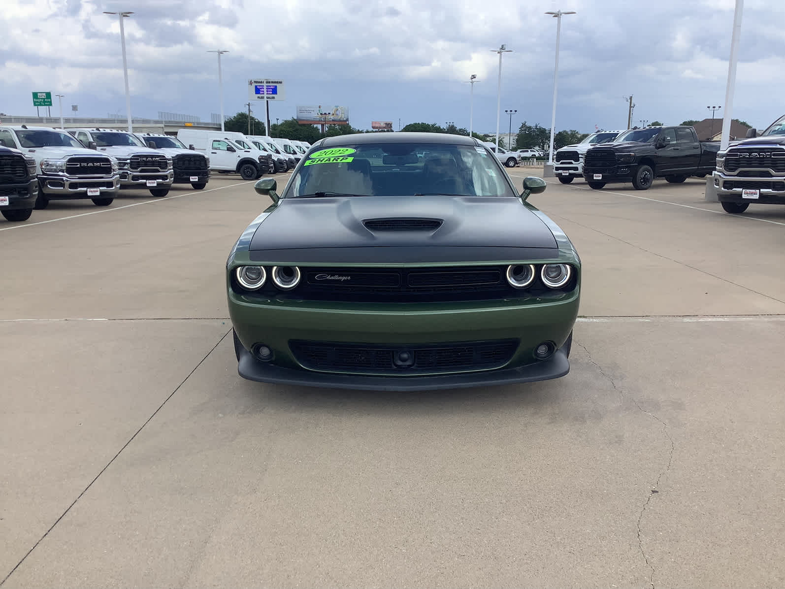 2022 Dodge Challenger R/T Scat Pack photo 3