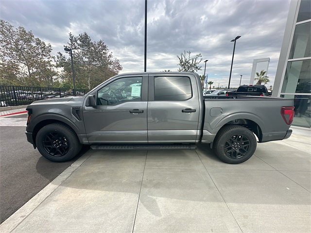 2025 Ford F-150 STX photo 4
