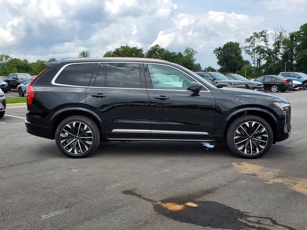 2026 Volvo XC90 AWD Plus photo 22