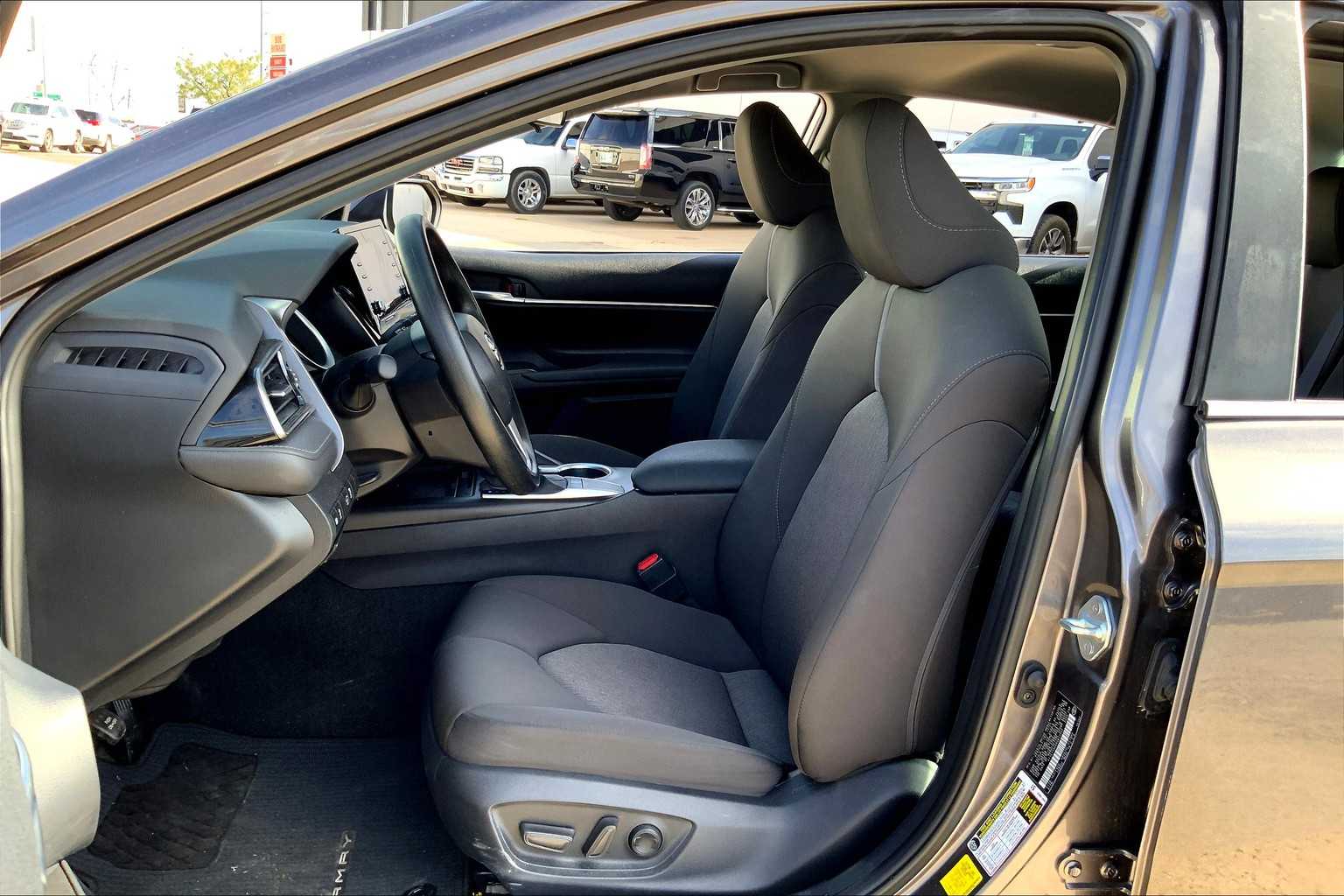 2024 Toyota Camry LE photo 7
