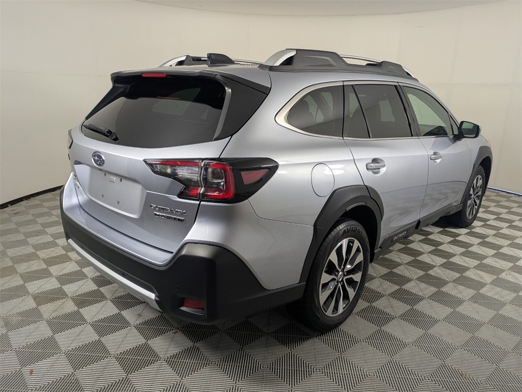 2024 Subaru Outback Touring XT photo 4