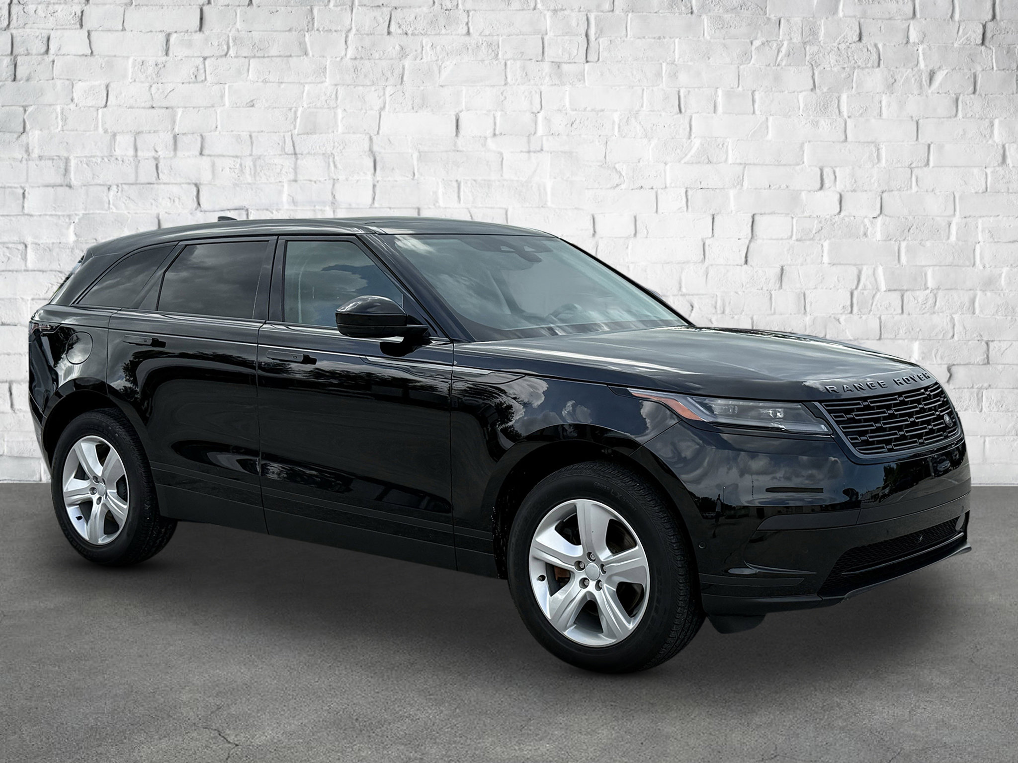 2025 Land Rover Range Rover Velar S Velar photo 8
