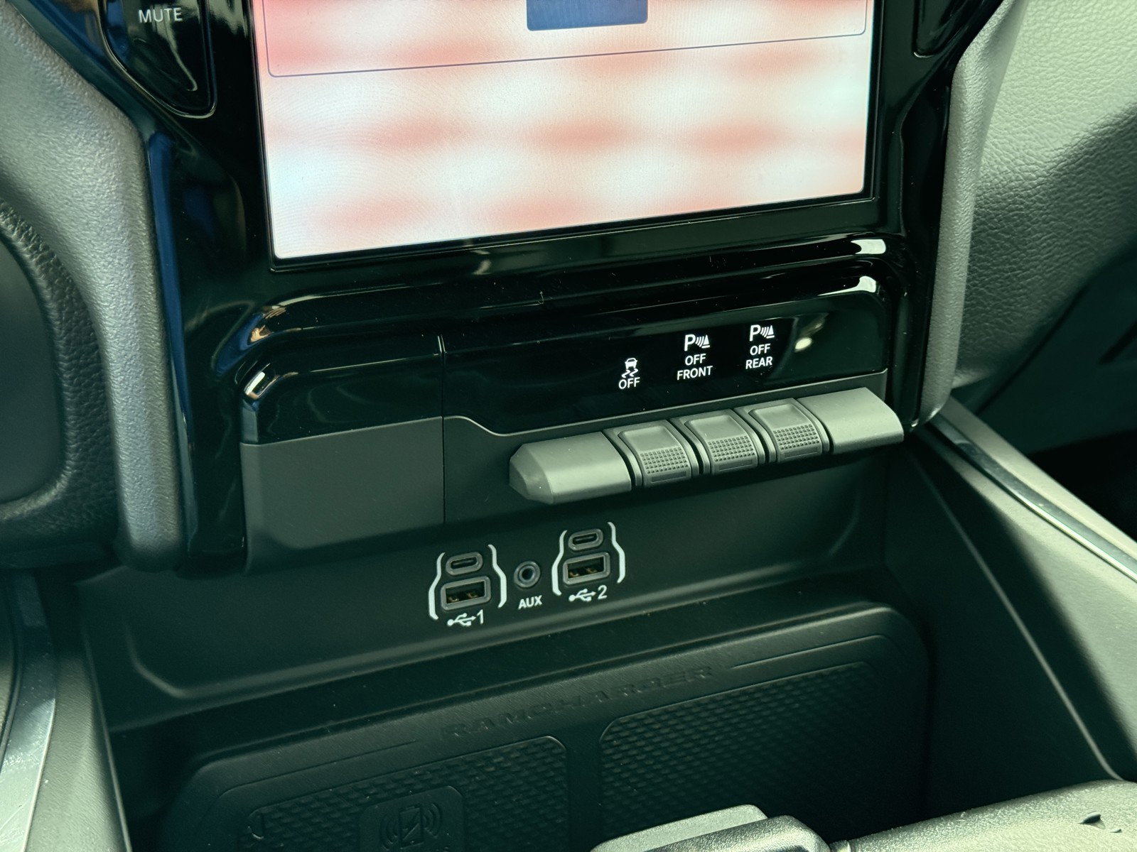 2025 Ram 1500 Laramie photo 20