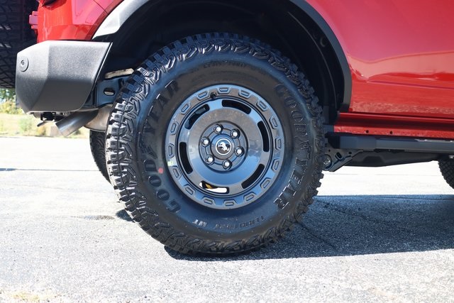 2024 Ford Bronco Outer Banks photo 6
