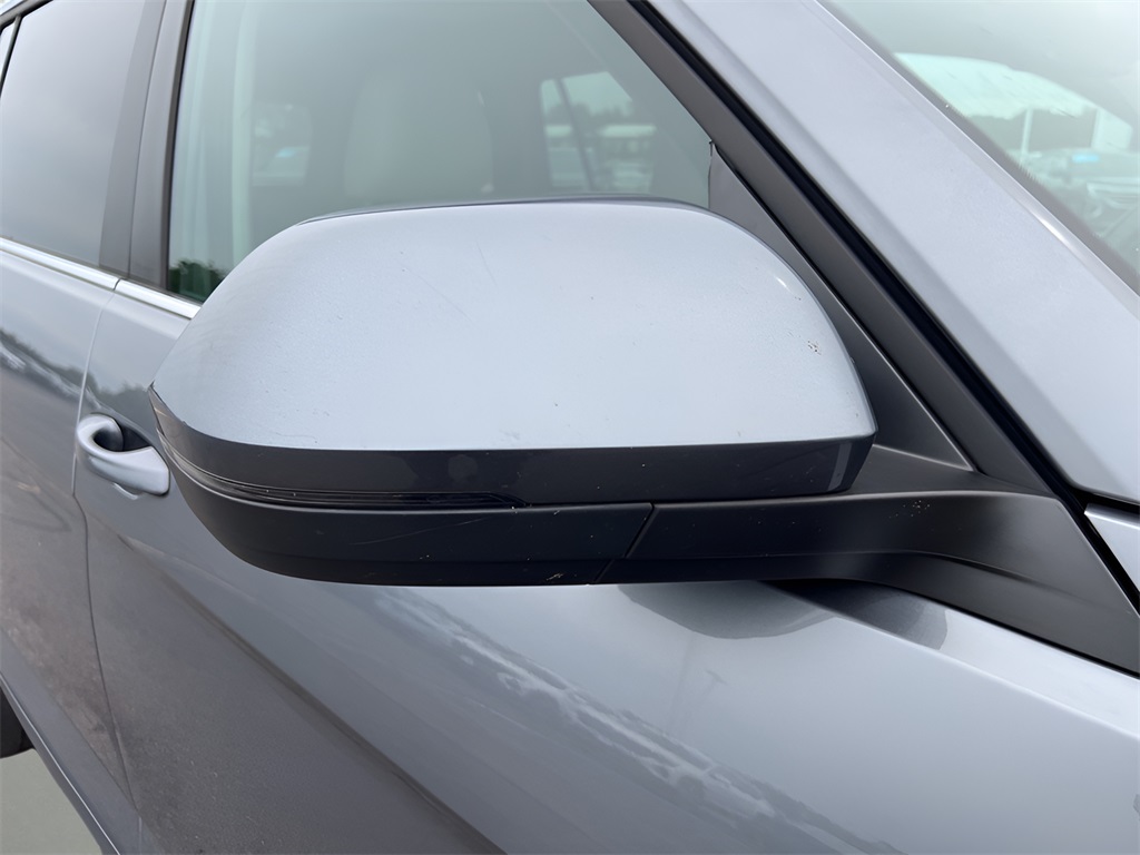 2024 Volkswagen Atlas SE Technology photo 10