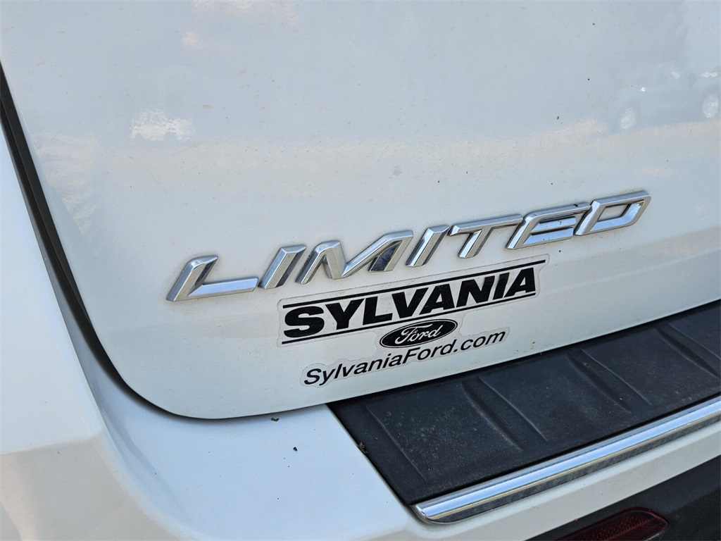 2022 Ford Explorer Limited photo 10
