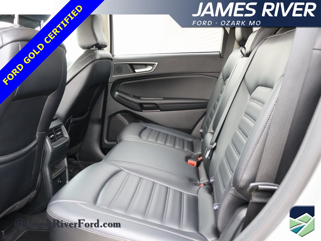 2024 Ford Edge SEL photo 17