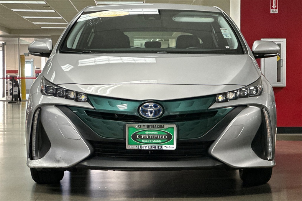 2020 Toyota Prius Prime XLE photo 9