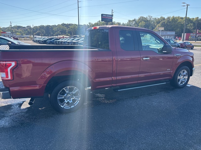 2015 Ford F-150 XLT photo 3