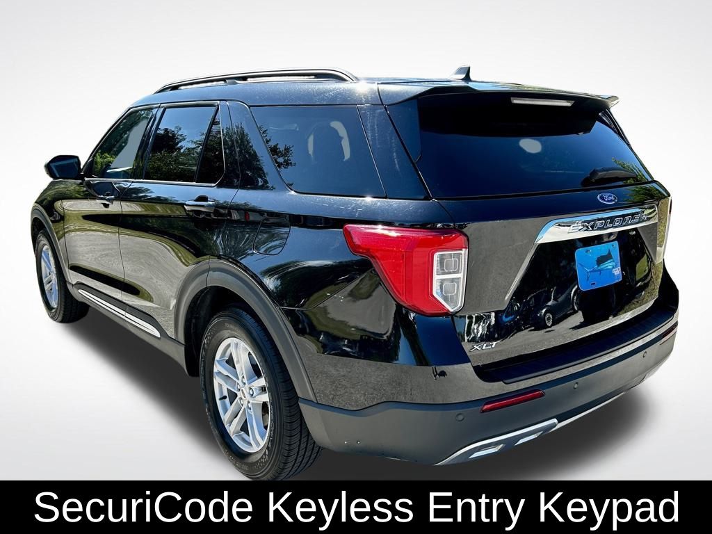 2023 Ford Explorer XLT photo 4