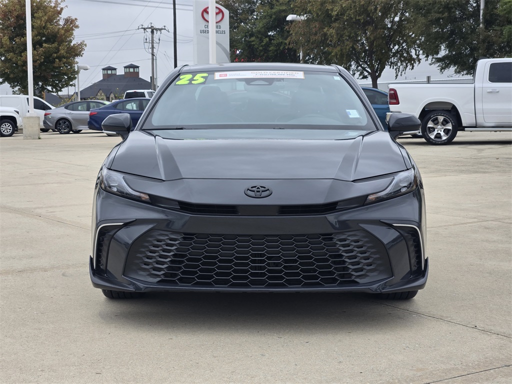 2025 Toyota Camry SE photo 2