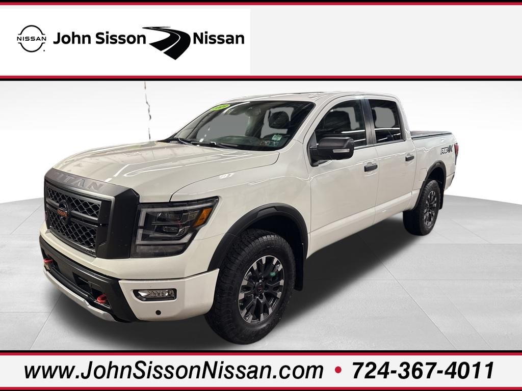 2021 Nissan Titan PRO-4X's photo