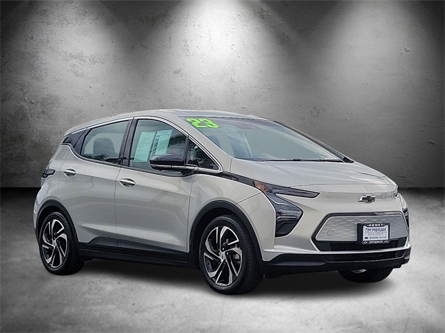 2023 Chevrolet Bolt EV 2LT photo 3