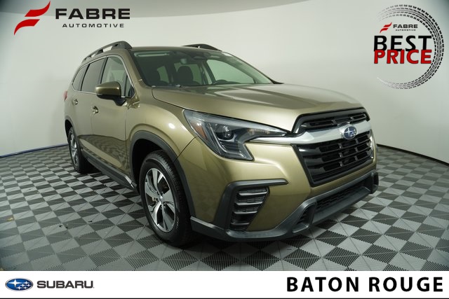 2024 Subaru Ascent Premium's photo