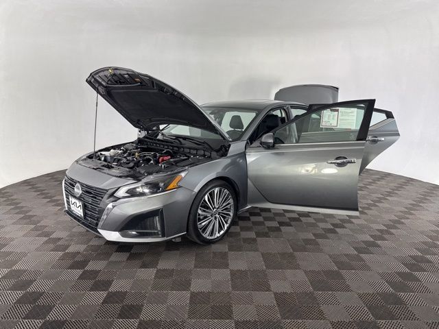 2023 Nissan Altima 2.5 SL photo 10