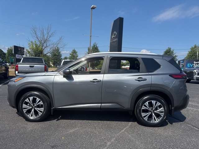 2023 Nissan Rogue SV photo 6