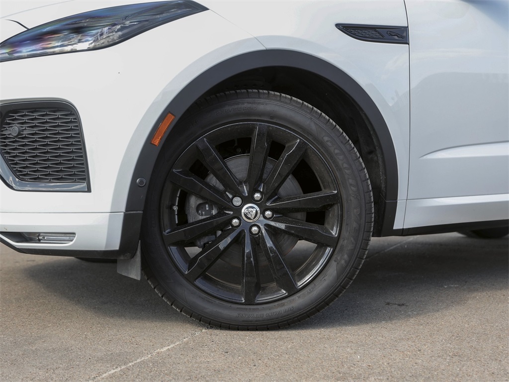 2024 Jaguar E-PACE R-Dynamic SE photo 2