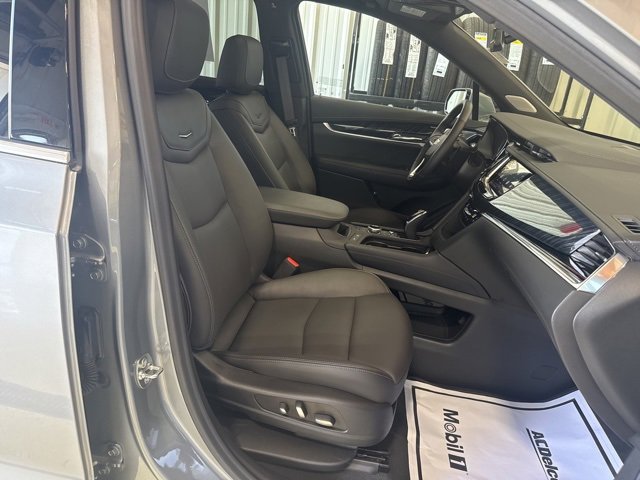 2025 Cadillac XT6 Premium Luxury photo 33