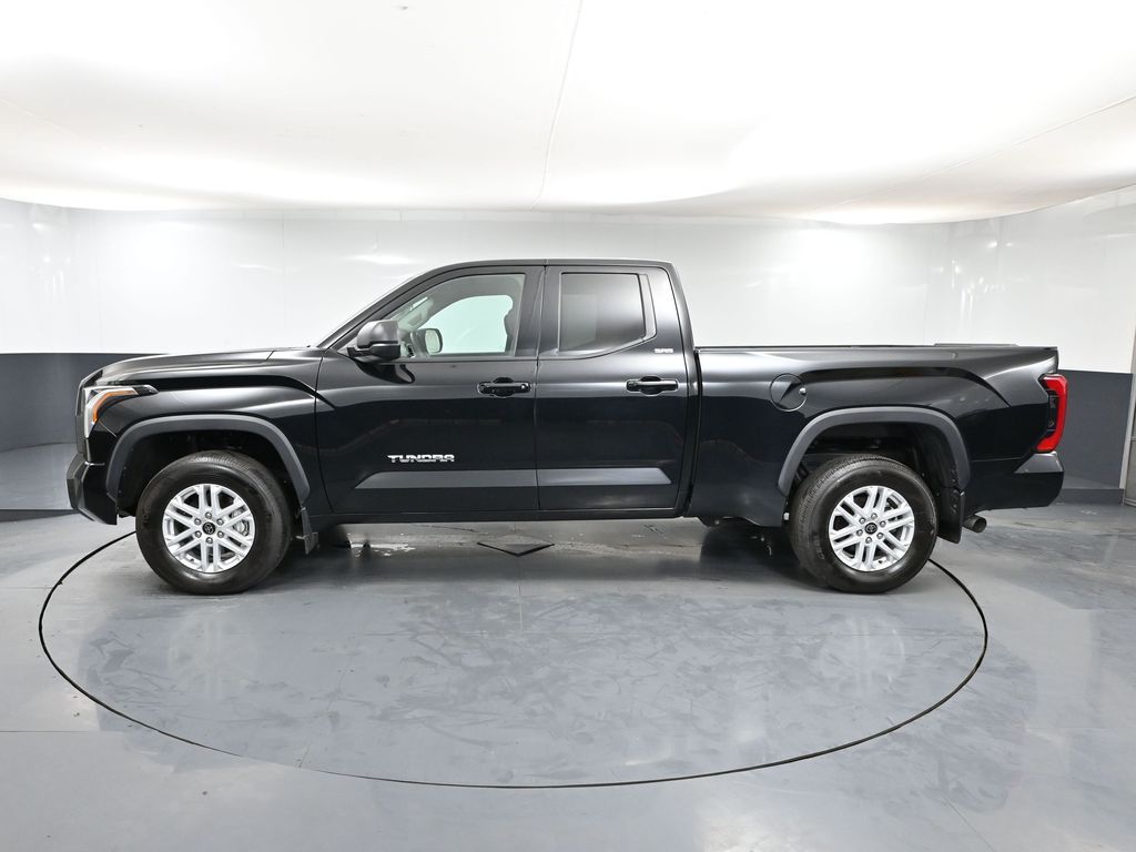 2023 Toyota Tundra SR5 photo 9