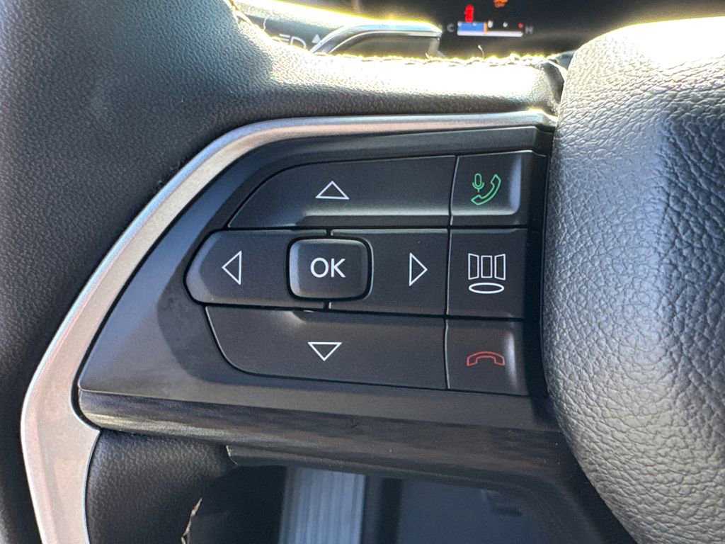 2024 Jeep Grand Cherokee Altitude photo 22