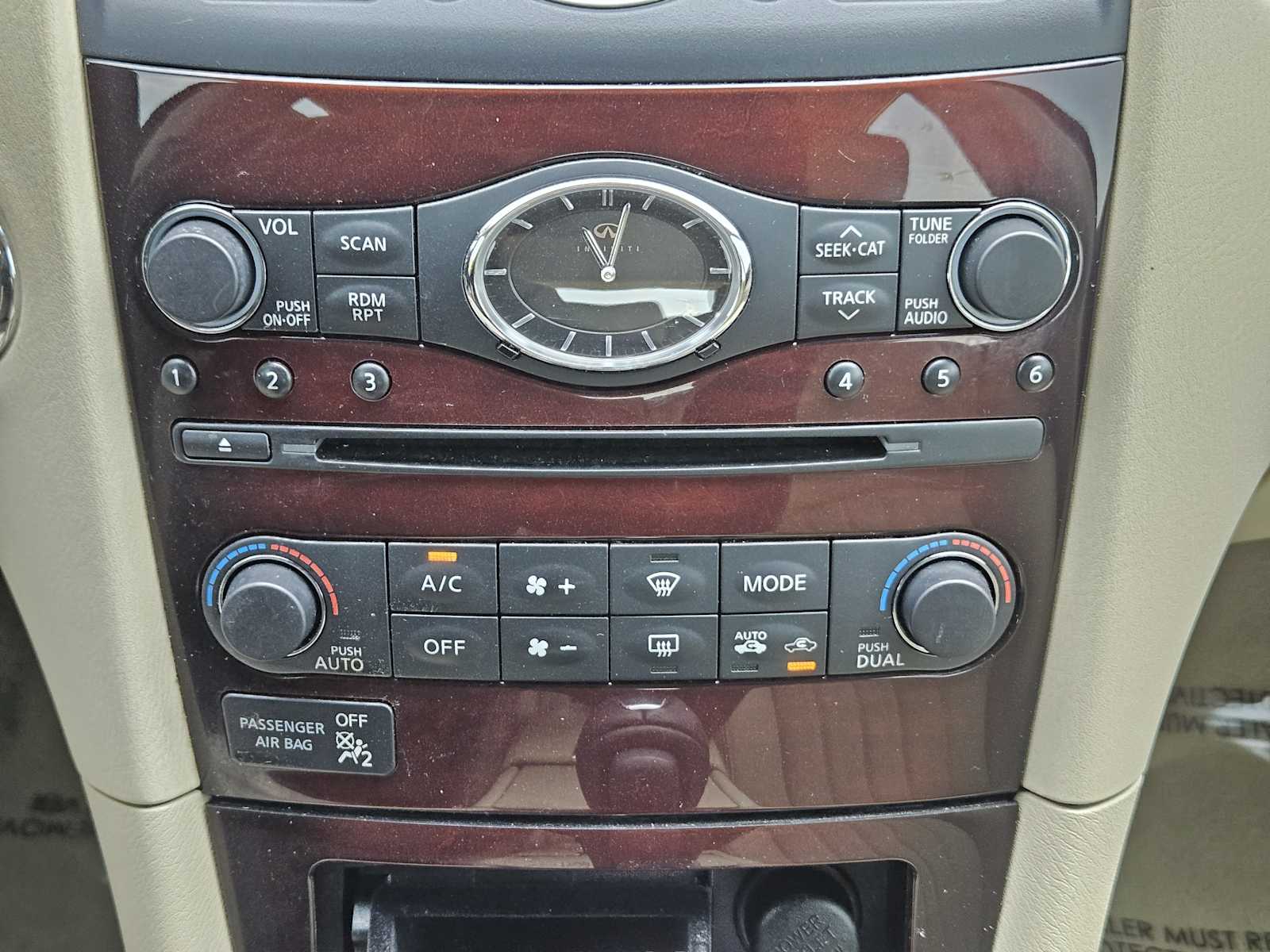 2017 Infiniti QX50 photo 15