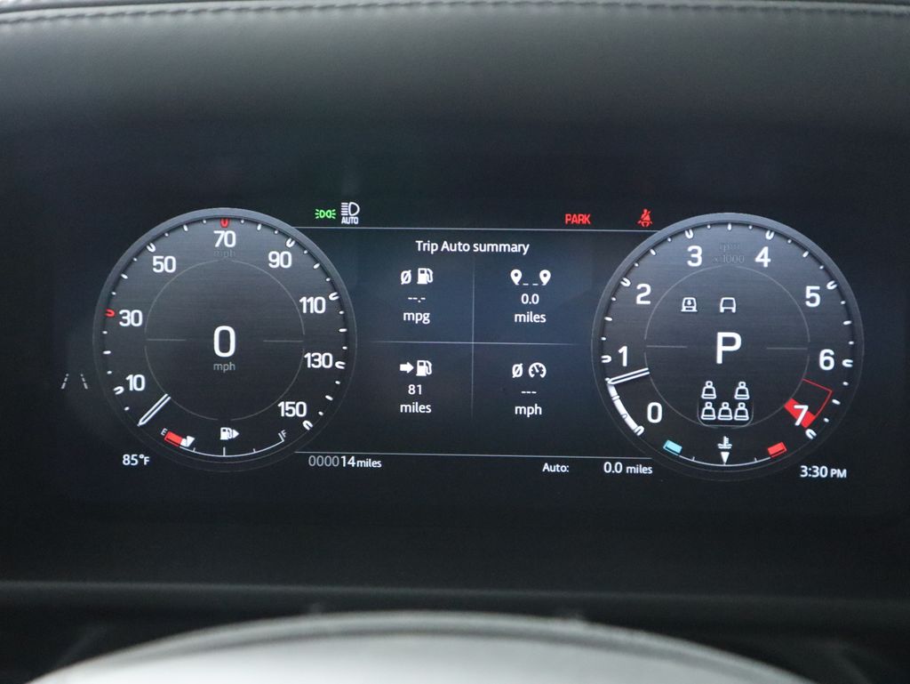2025 Land Rover Defender 130 V8 photo 29