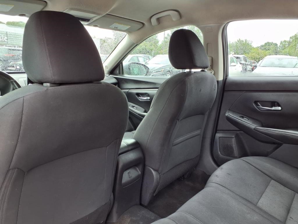 2021 Nissan Sentra SV photo 17