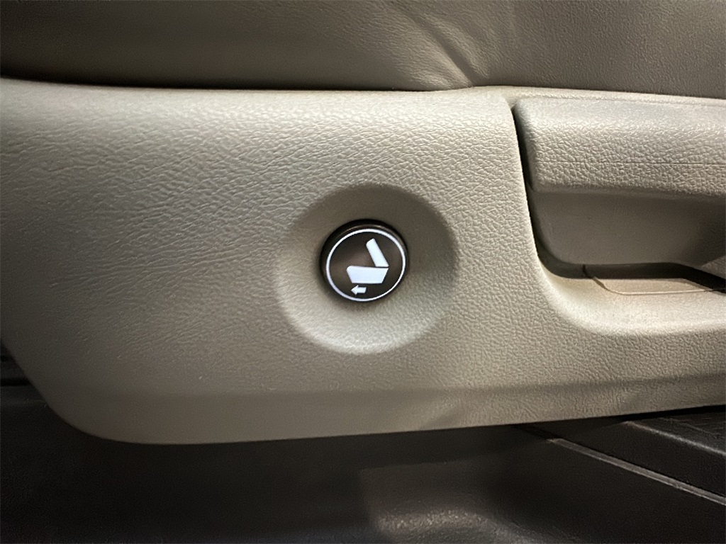 2016 Acura MDX SH-AWD Advance Entertainment photo 12