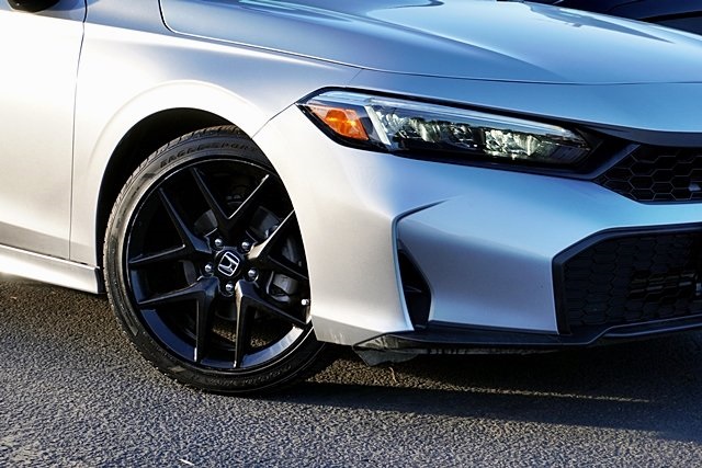 Used 2025 Silver Honda Sport image 3