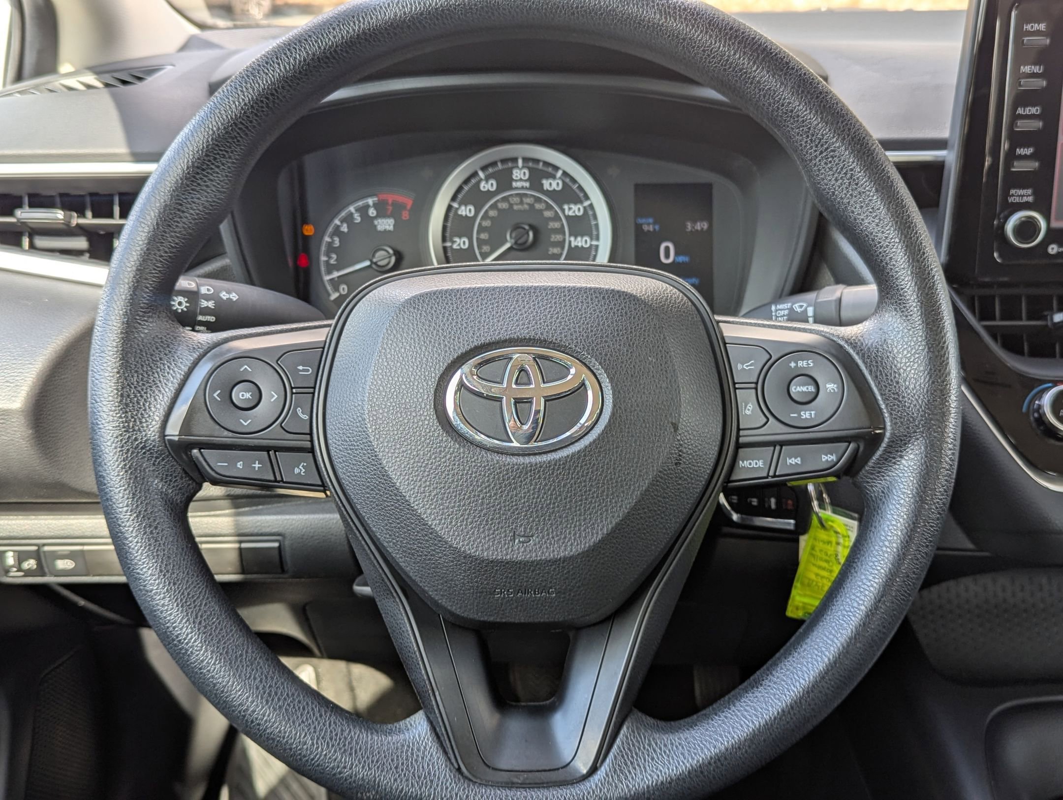 2022 Toyota Corolla LE photo 20