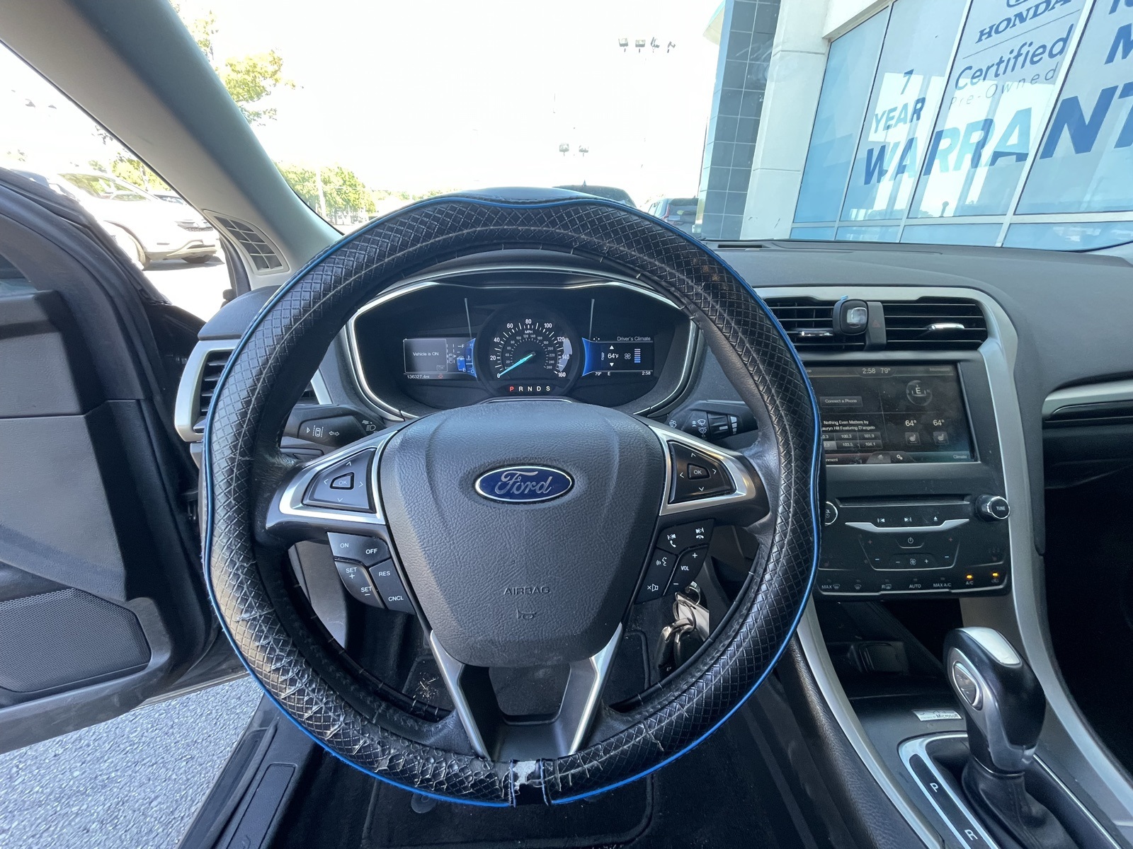2015 Ford Fusion SE photo 14