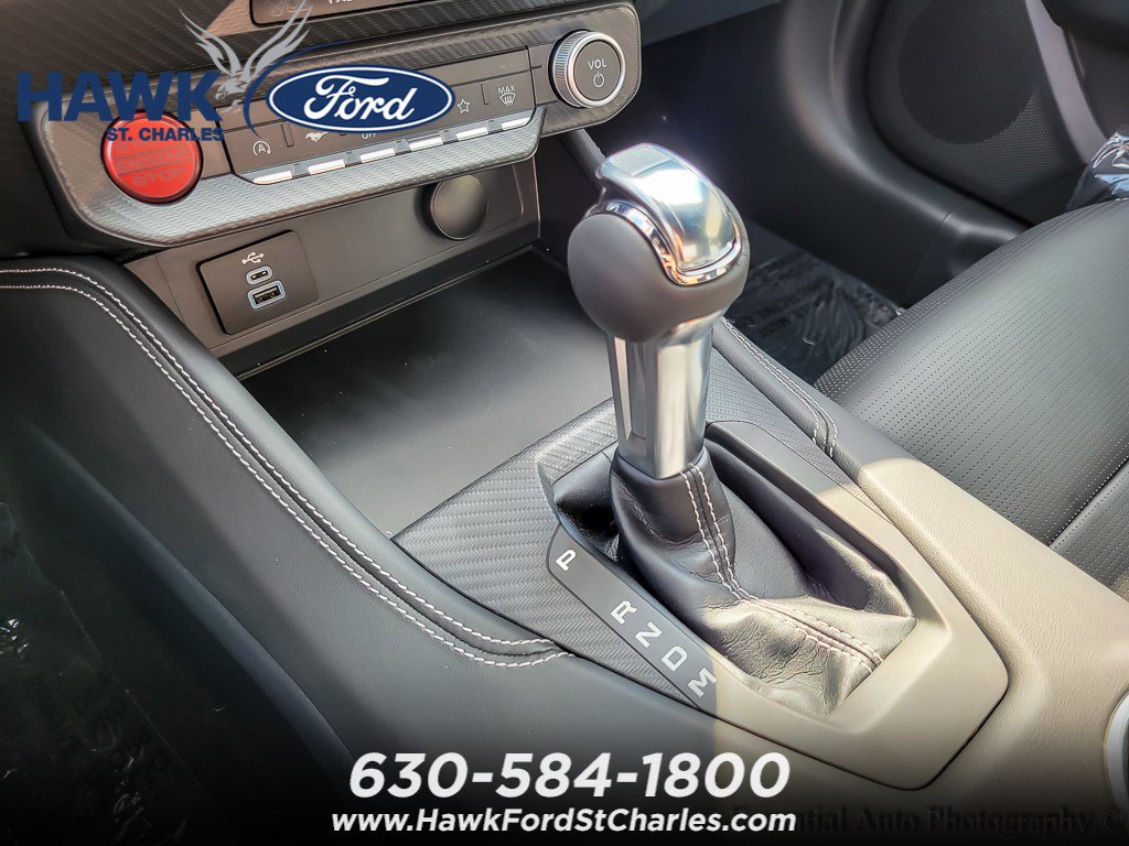 2025 FORD MUSTANG - Image 14