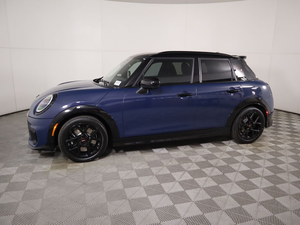 2026 Mini Cooper 4 Door Hardtop S Iconic photo 5
