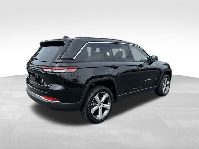 2025 Jeep Grand Cherokee Limited photo 4