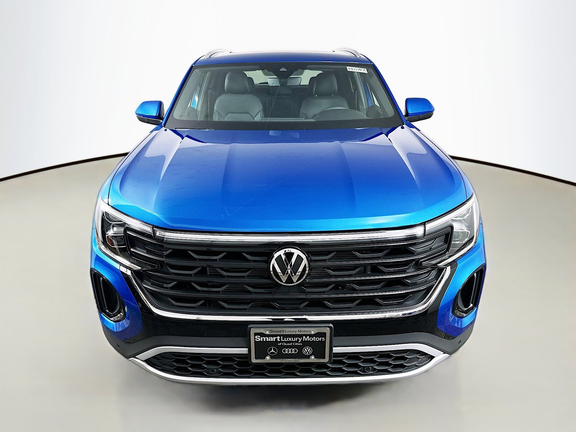 2025 Volkswagen Atlas Cross Sport SE Technology photo 2