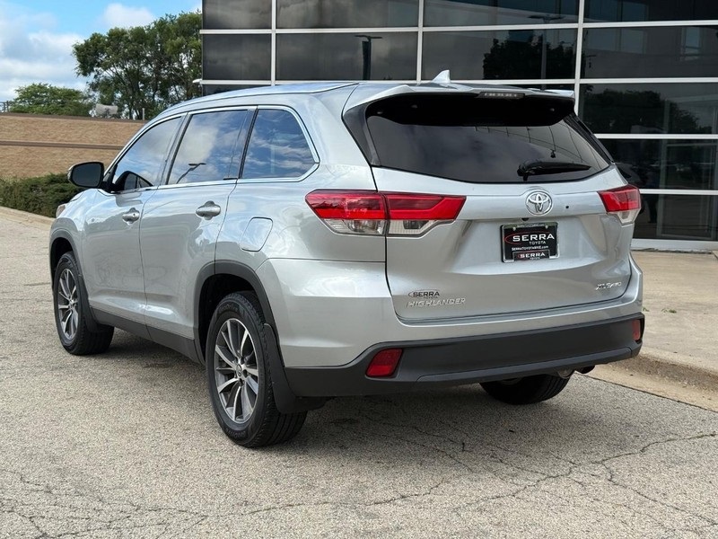 2019 Toyota Highlander XLE photo 4