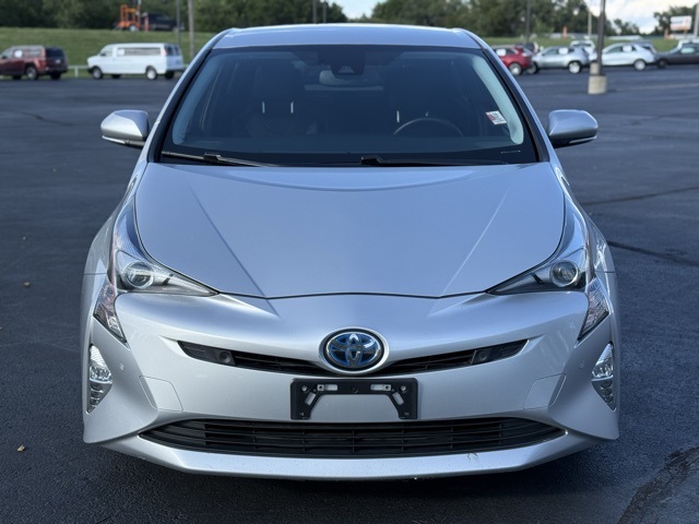 2018 Toyota Prius Two photo 2
