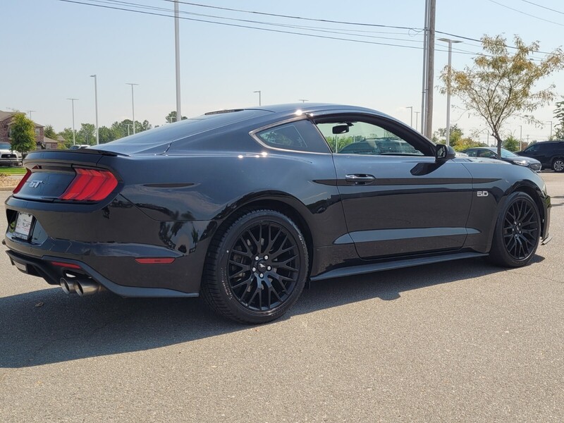 2018 Ford Mustang GT photo 3