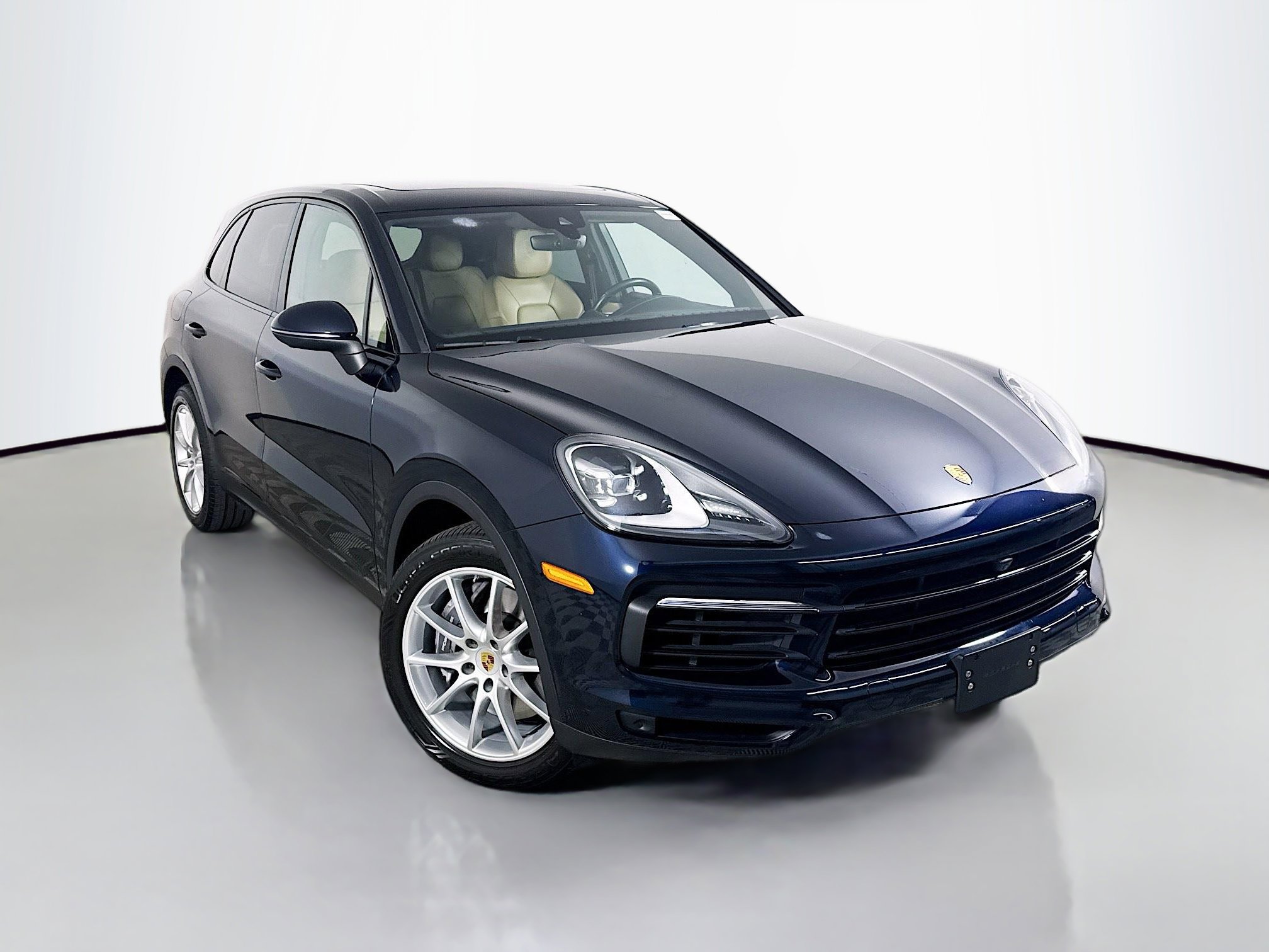 2021 Porsche Cayenne Base's photo