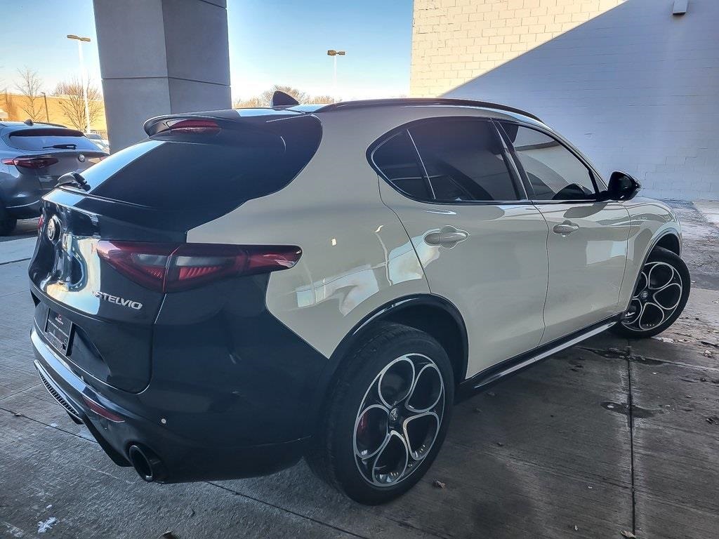 2022 ALFA ROMEO STELVIO - Image 6