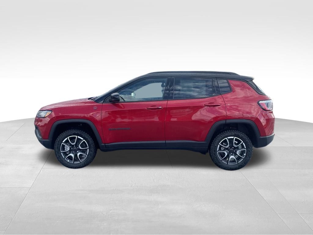 2026 Jeep Compass Trailhawk photo 2