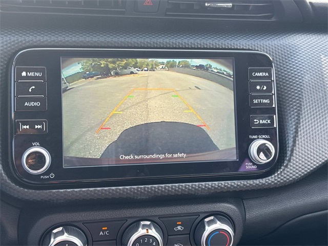 2023 Nissan Kicks SV photo 23