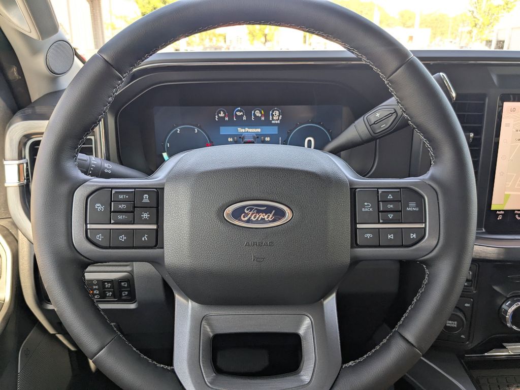 2025 Ford F-250 Lariat photo 28