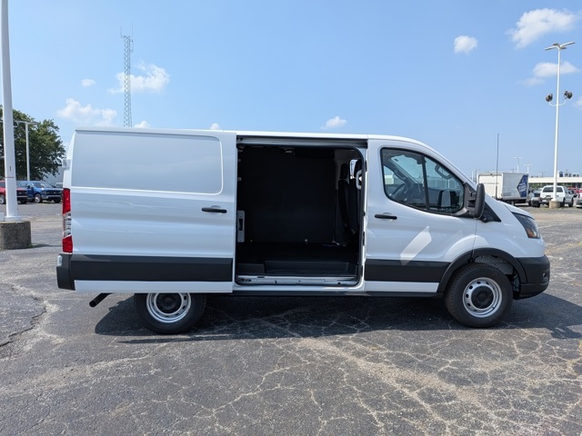 2025 Ford Transit photo 6