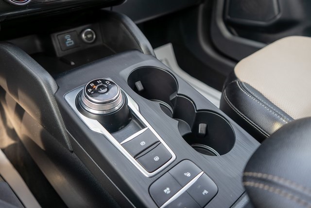 2021 Ford Escape Titanium photo 23