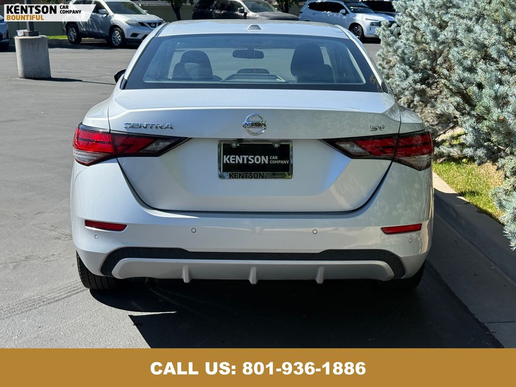 2023 Nissan Sentra SV photo 4