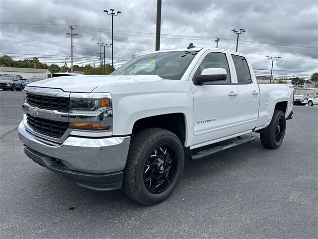 2018 Chevrolet Silverado 1500 LT photo 7