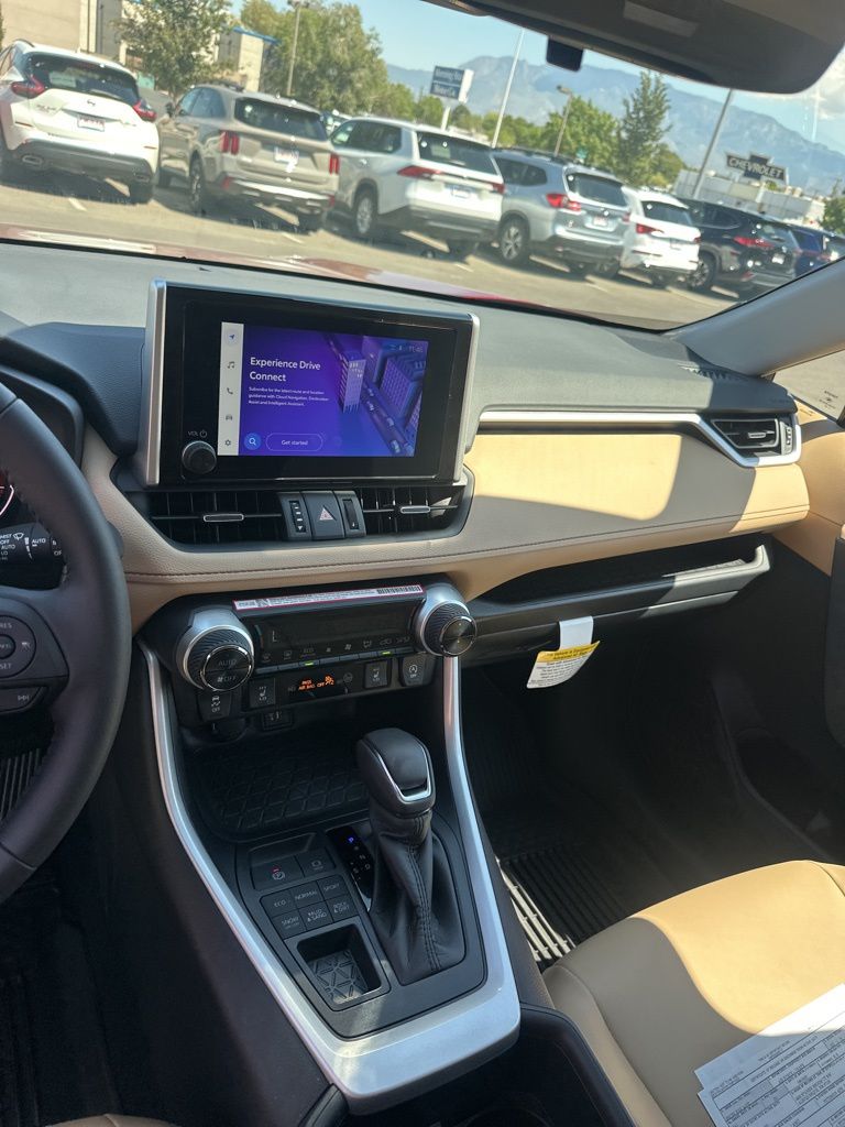 2025 Toyota RAV4 XLE Premium photo 13